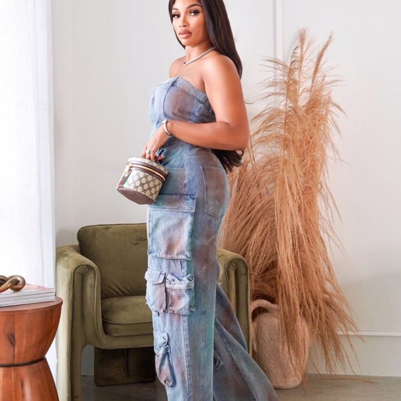 COPY - Denim Jumpsuit - Picture 6 of 6